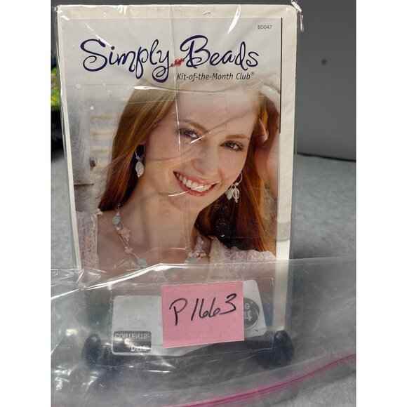 Simply Beads Kit-Of-The-Month Ocean Treasures Jewelry DIY Kit - Picture 5 of 5
